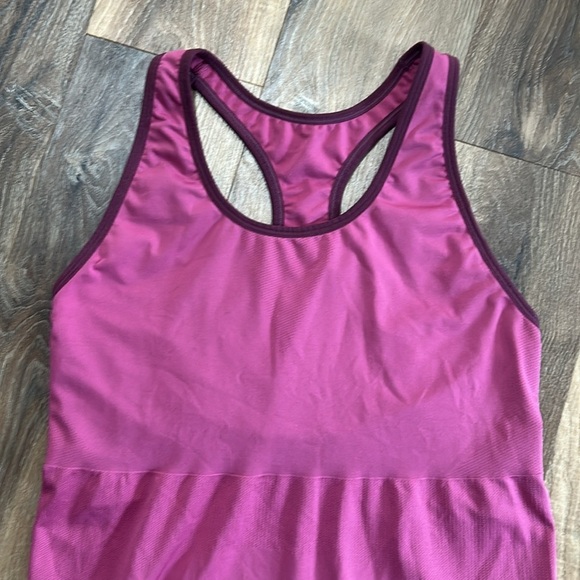 Patagonia pink/fuchsia Tank Top size large - Picture 2 of 12